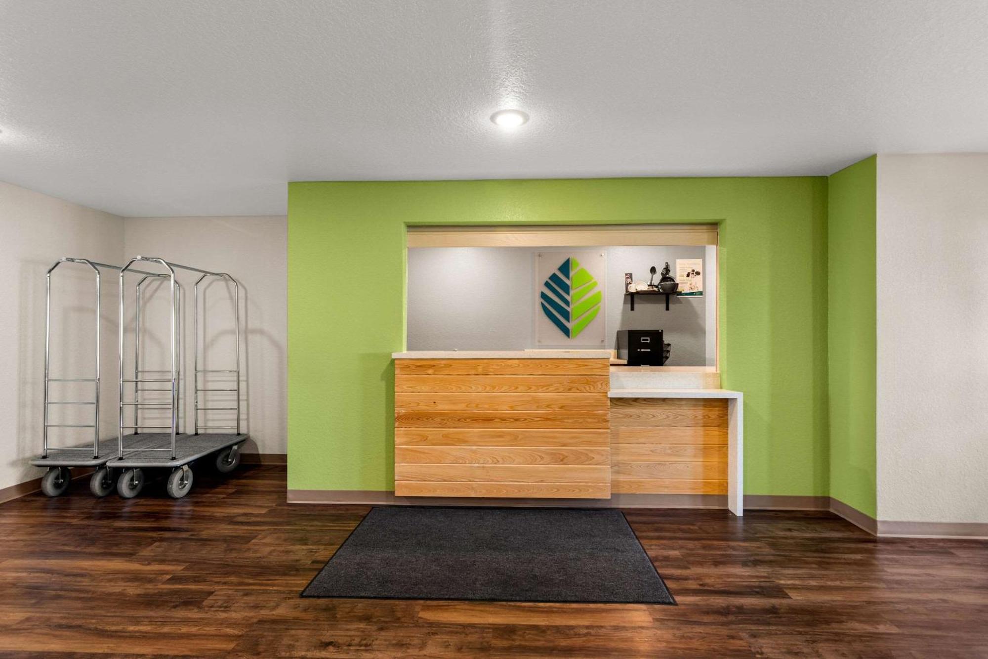Woodspring Suites Port St Lucie Port St. Lucie Exterior photo